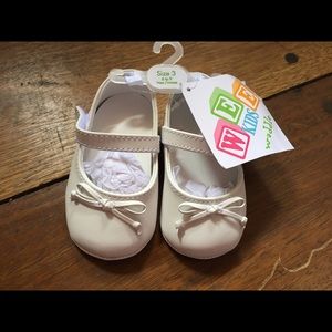 We Kids Waddle White Ballet Flat